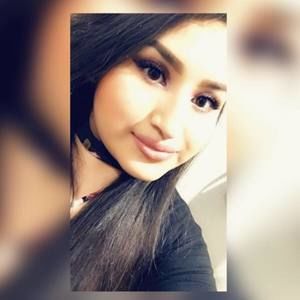 Meet your Posher, Mireya